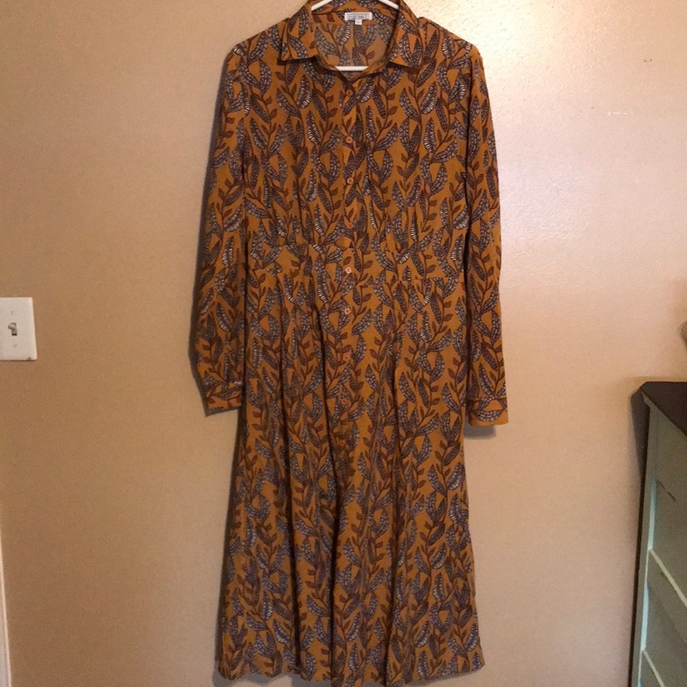 Women’s dress